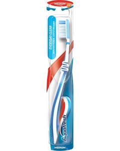 Buy Aquafresh Everyday Clean toothbrush, medium hard, color in assortment | Online Pharmacy | https://buy-pharm.com